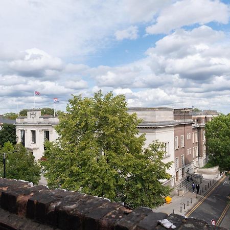 Modernised Apartments 1 And 2 Bedrooms Option Terrace And Balcony High Street London Bagian luar foto