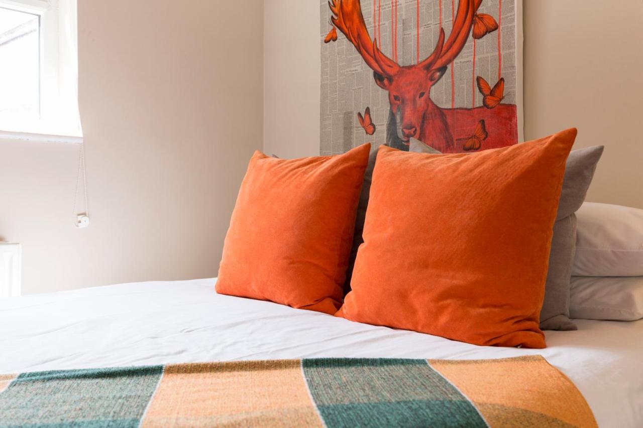 Modernised Apartments 1 And 2 Bedrooms Option Terrace And Balcony High Street London Bagian luar foto