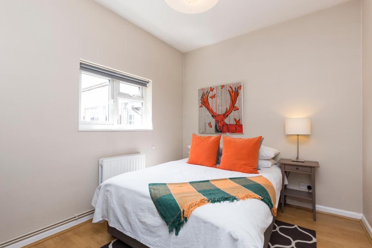 Modernised Apartments 1 And 2 Bedrooms Option Terrace And Balcony High Street London Bagian luar foto