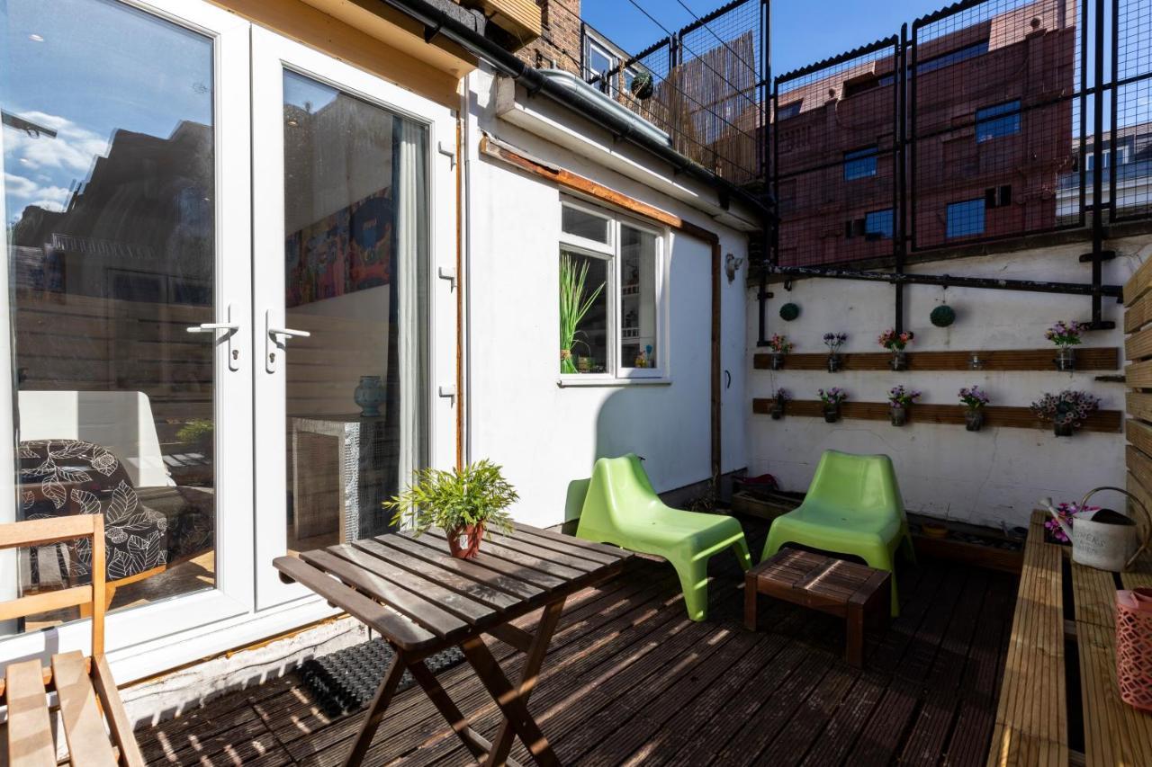 Modernised Apartments 1 And 2 Bedrooms Option Terrace And Balcony High Street London Bagian luar foto