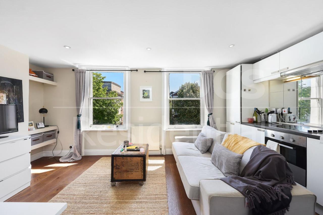 Modernised Apartments 1 And 2 Bedrooms Option Terrace And Balcony High Street London Bagian luar foto