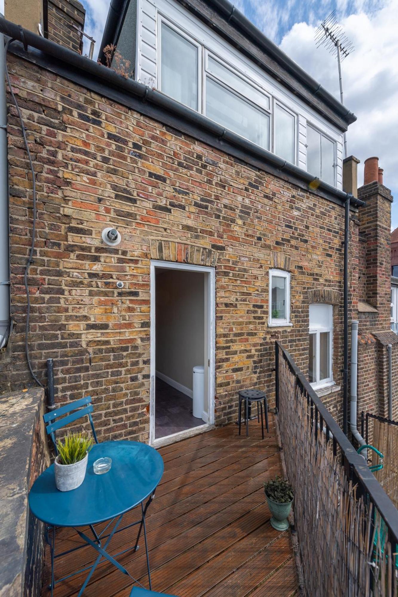 Modernised Apartments 1 And 2 Bedrooms Option Terrace And Balcony High Street London Bagian luar foto